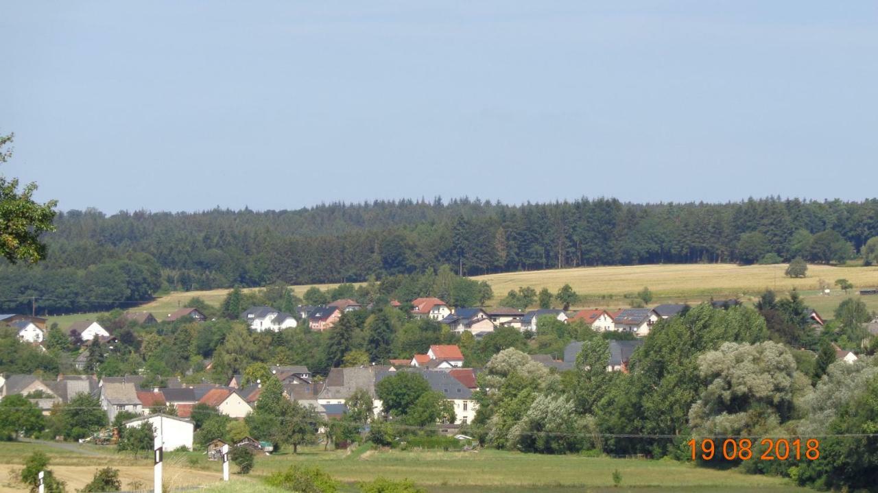 Eifel Ferienhaus Anne Villa Oberkail Buitenkant foto
